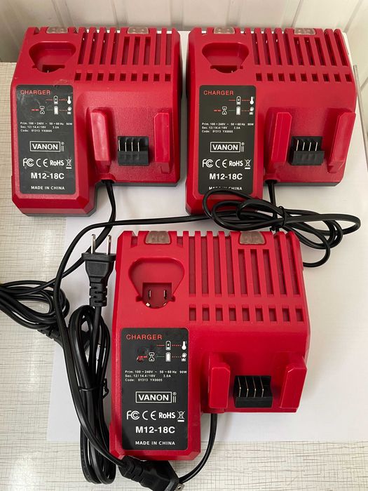 Зарядное устройство Milwaukee M12-18C (vanon)