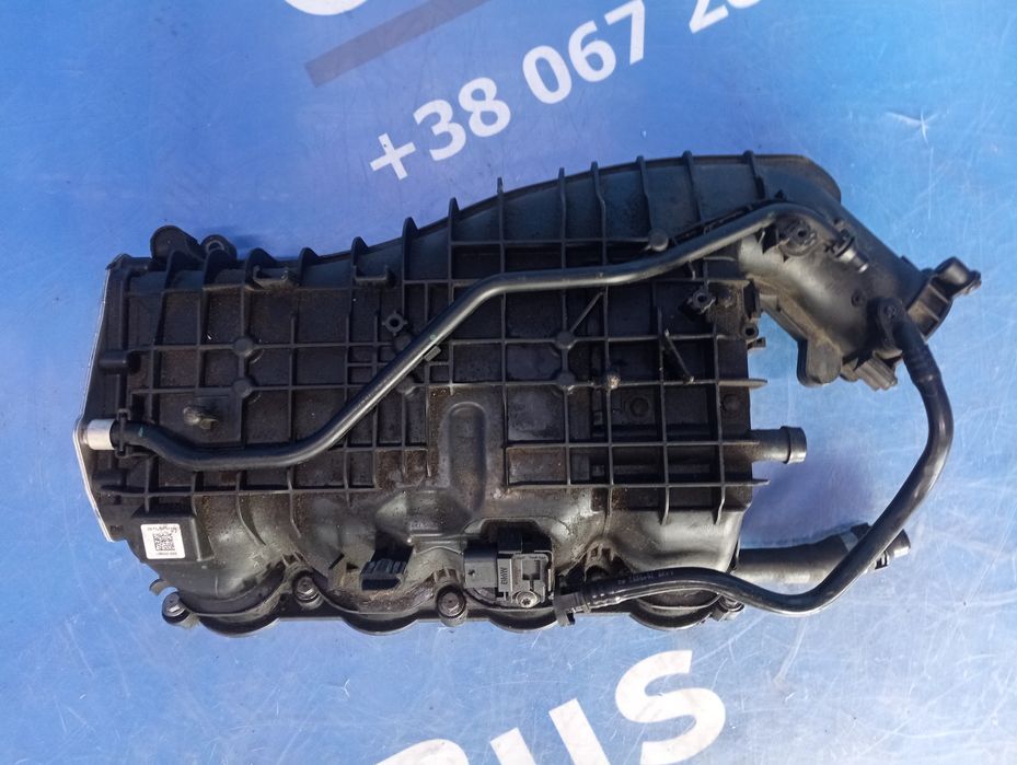 Колектор впускний BMW 5 G30 Впускной коллектор БМВ 5 Г30 Разборка БМВ