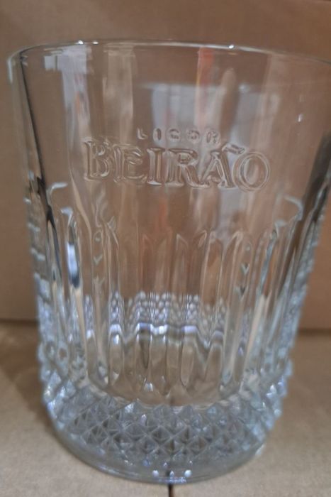 Copos Licor Beirão