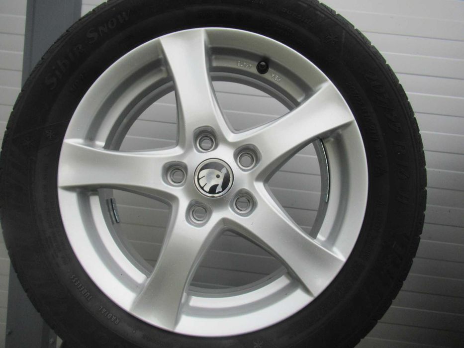 ALU+zima R16 VW Passat,Golf 5,6,7,8,Touran,Caddy,T4, Octavia,LEON 5895