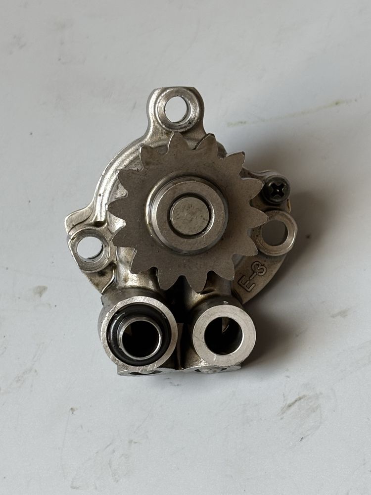 Pompa Oleju YAMAHA YZF250 R 02-13