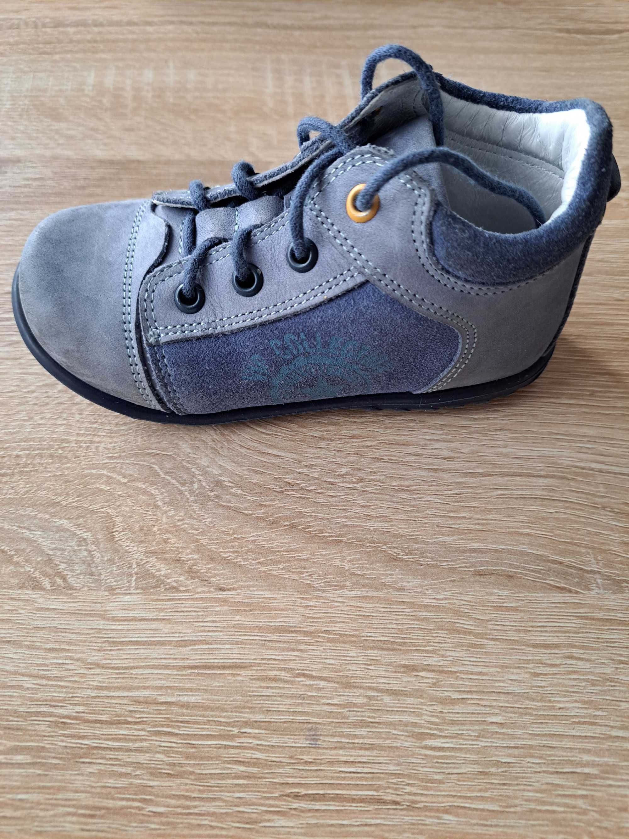 Buty trzewiki Emel 24
