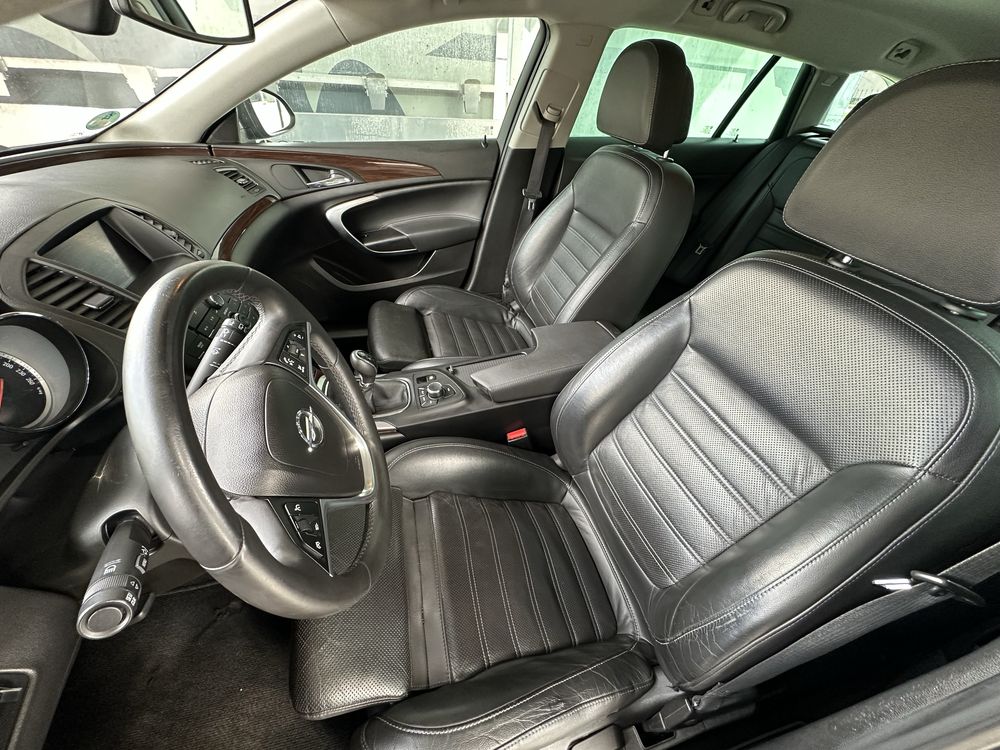 Opel isignia 2.0cdti 160km 2009r cosmo doinwestowana faktury