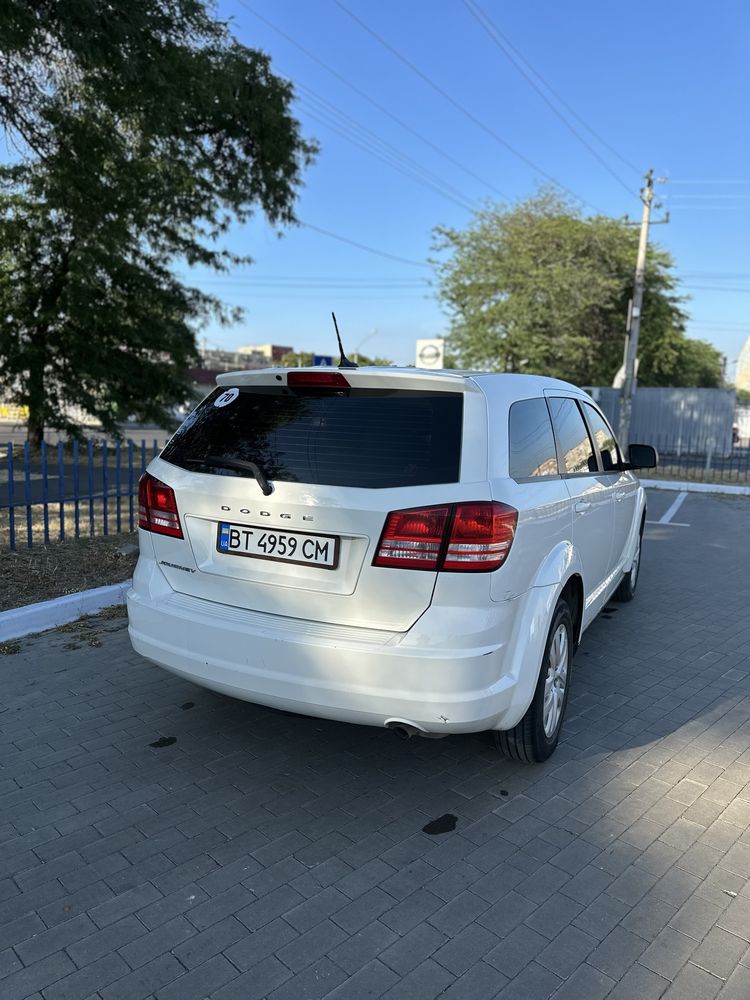 Продаю власний автомобіль Dodge Journey