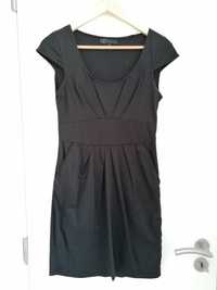 Vestido preto curto