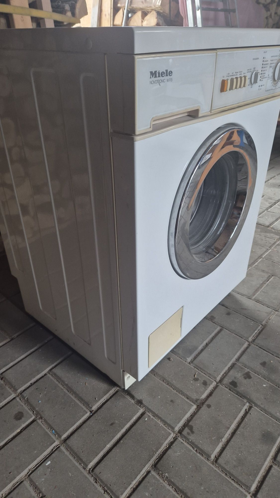Pralka automatyczna miele
