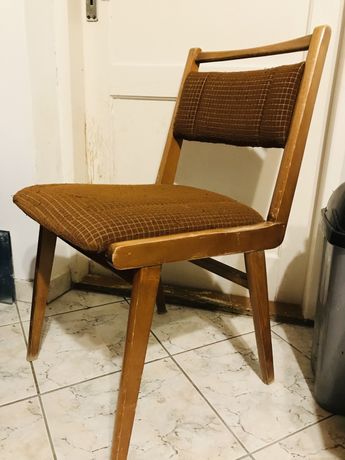 Krzesło do renowacji PRL Jar