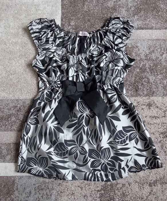 Bluzka satynowa srebrna szara rozm.M