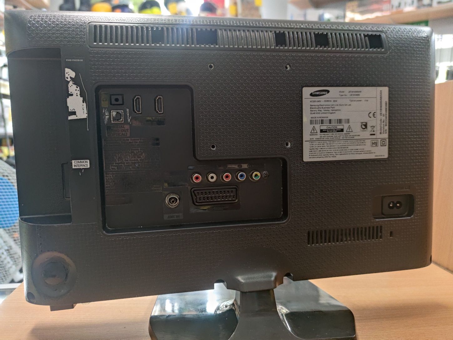 Telewizor SAMSUNG UE19H4000 komis Madej Tarnów