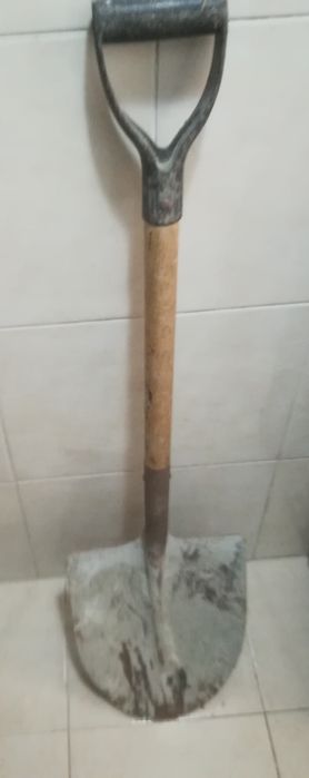 Pá                .