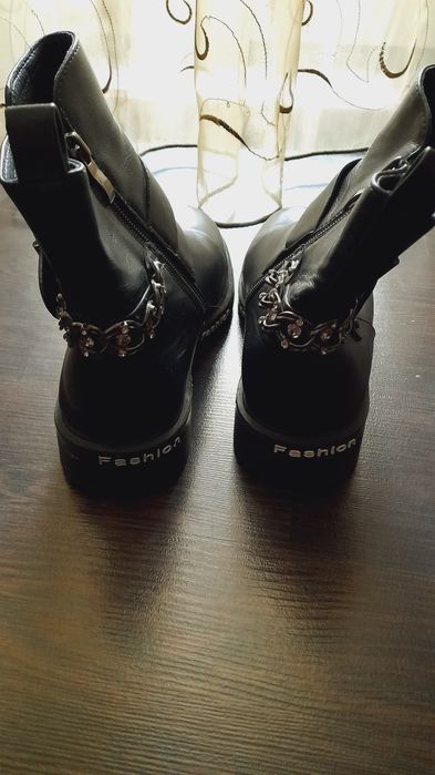 Полусапожки детские. Размер 36