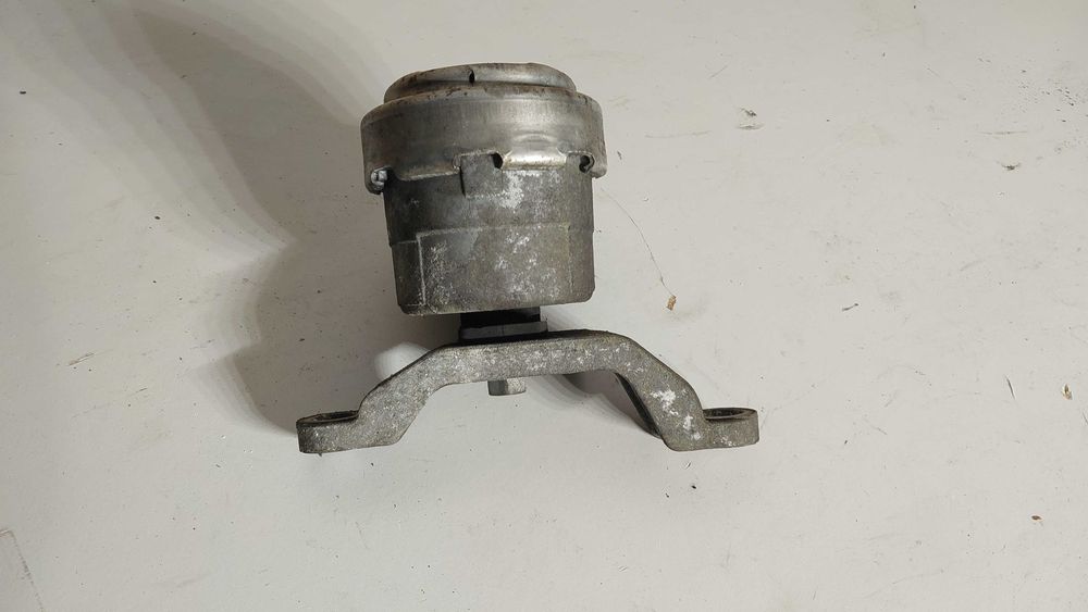 Poduszka silnika Ford s max galaxy 2,0 tdci 06-10 rok