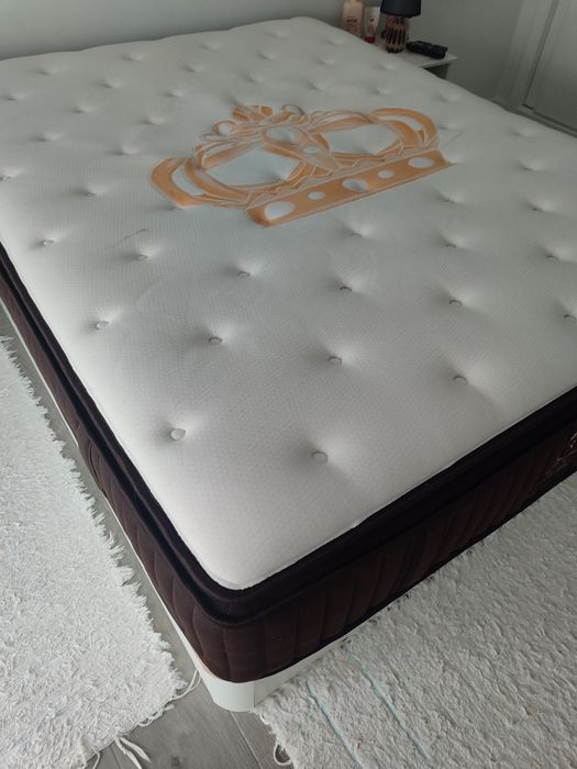 Vendo Colchão Semi Novo 160x200