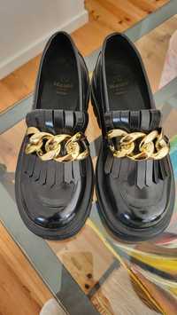 Mocassins loafer pretos novos