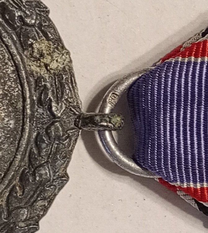 Militaria de Trincheira Luftschutz Medal 2°Class