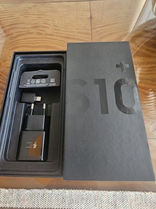 Samsung Galaxy S10 PLUS PRETO NOVO