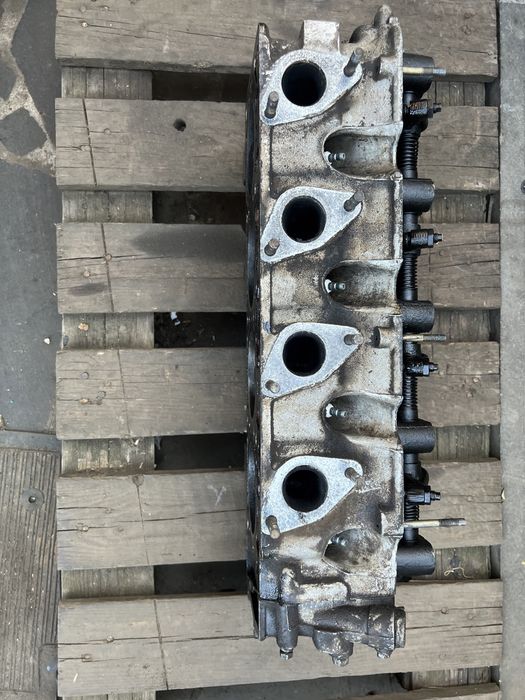 Головка , гбц на москич іж 412, азлк 2140, 2141, пиріжок.