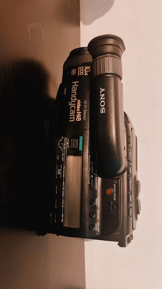 Sony CCD-FX7000E