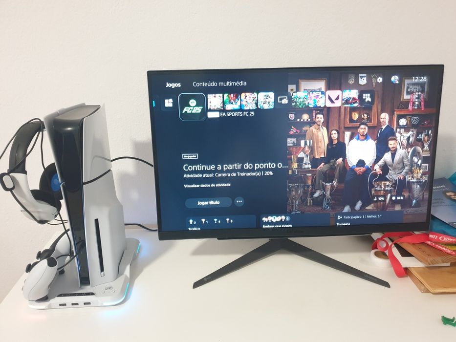 PS5 Slim com disco+LG Ultragear 27' 4K