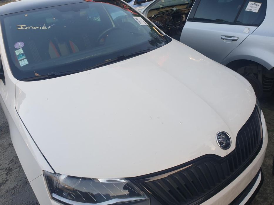 Capot SKODA Rapid Spaceback (NH1)