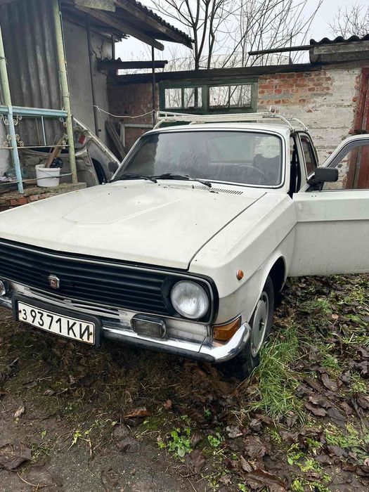 Продаю Волгу 2410