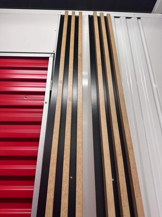 Lamelki na czarnym tle/ posiadam 2 sztuki, cena za sztuke