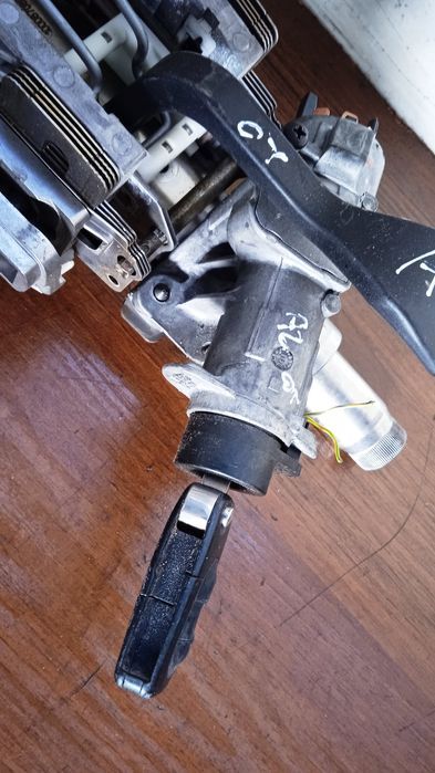 Kolumna kierownicza stacyjka Audi A2 1.4 Benzyna