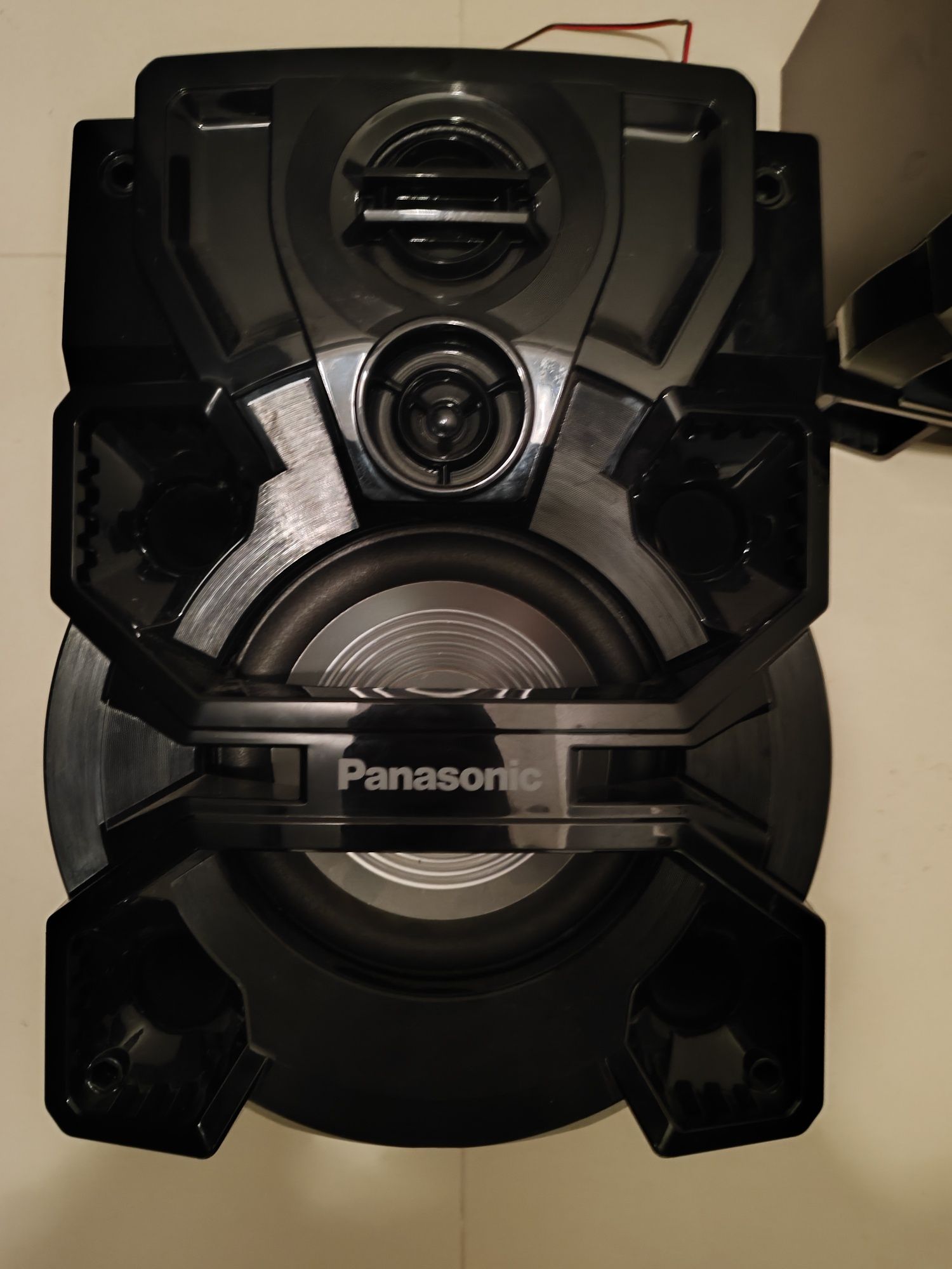 Wieża Panasonic AKX710, 2000W w RMS