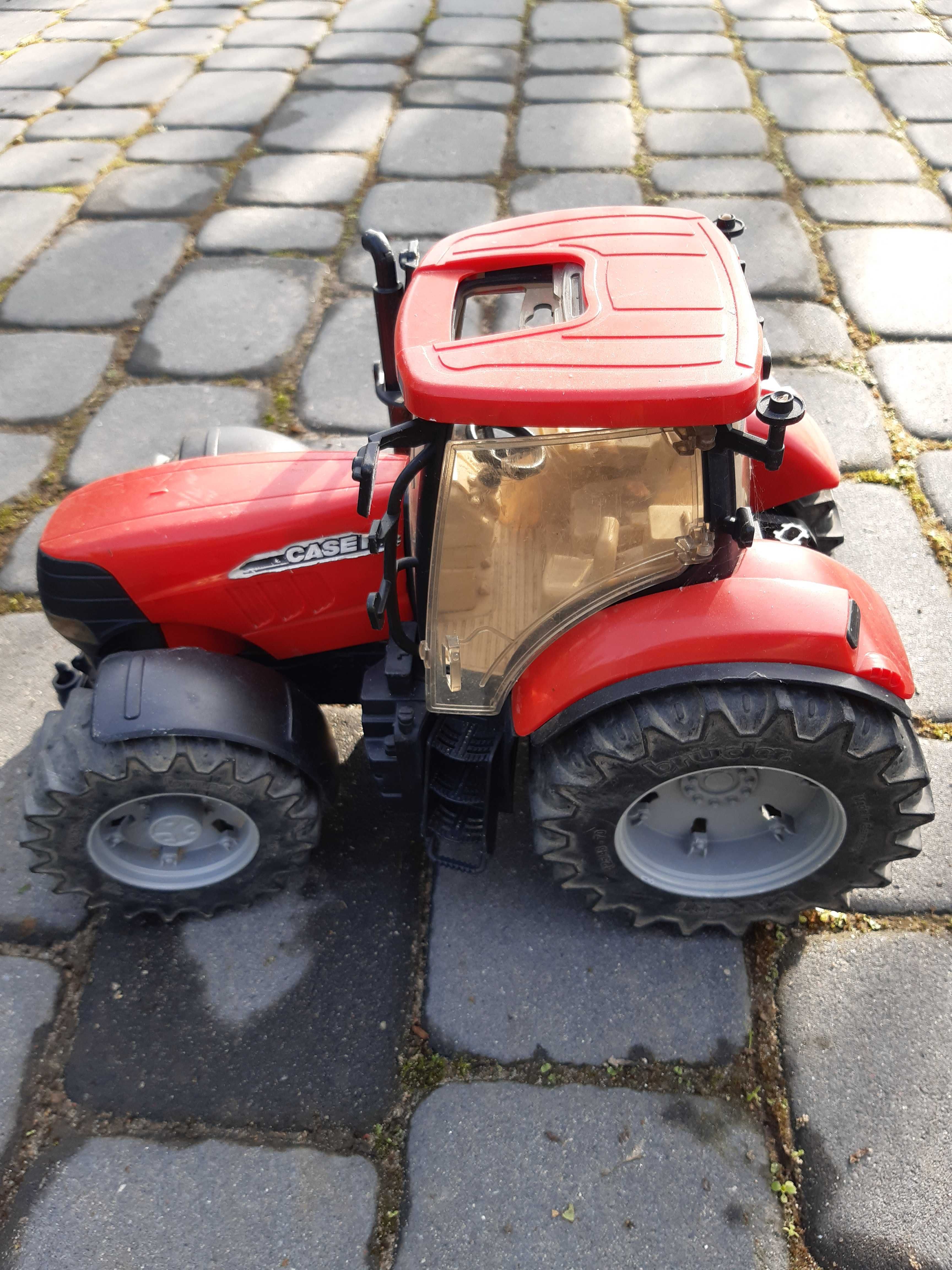 zabawkowy traktor ciągnik czerwony, Bruder, made in Germany 35cm dł