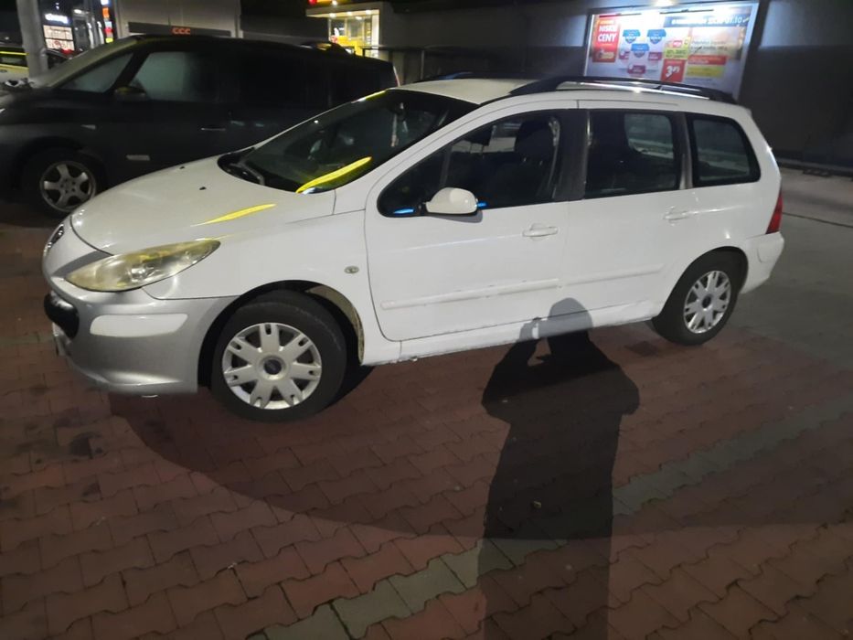 Peugeot 307  1.6 HDI diesel rok 2007