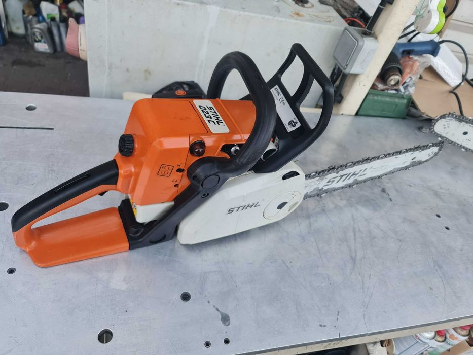 Piła pilarka spalinowa STIHL 023