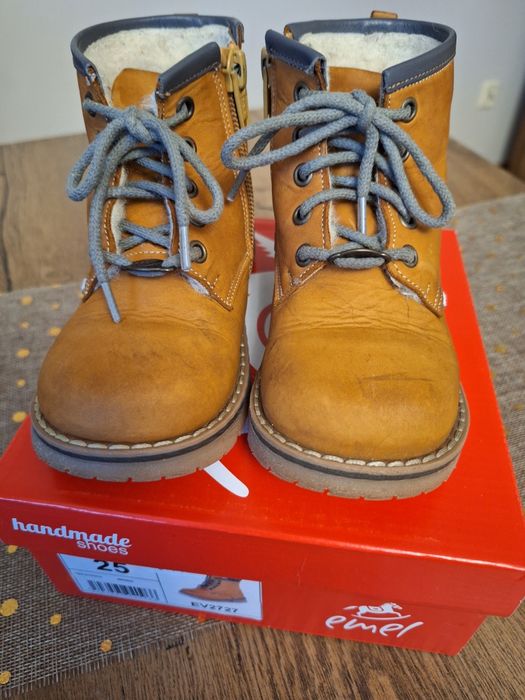 Kozaki chłopięce, emel, R.25.