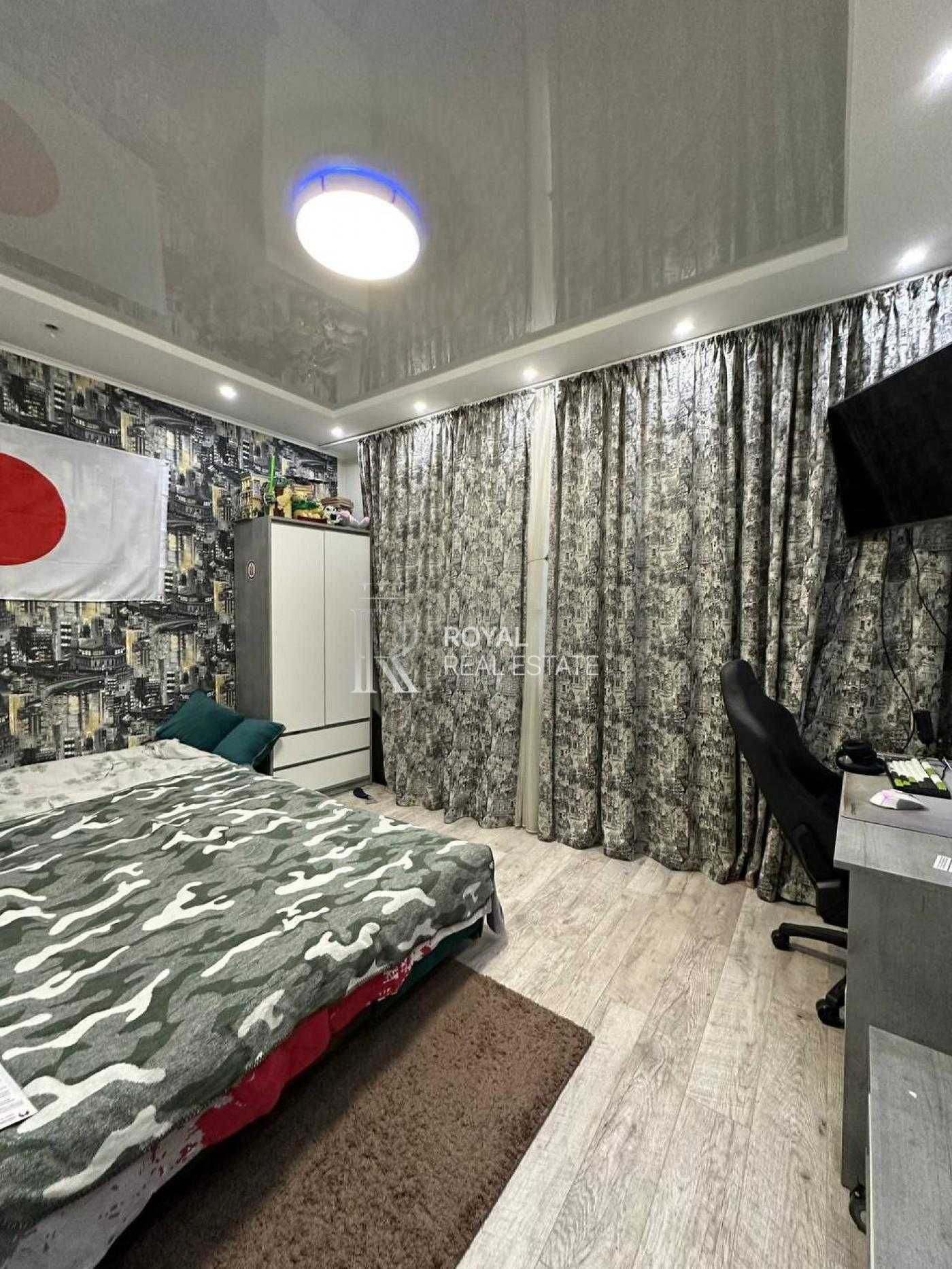 Продаж квартири 70м2 2і-спальні + кухня вітальня Позняки