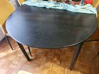 Solidny stół drewniany