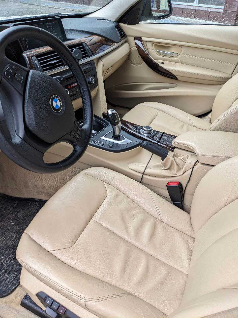 BMW 3 series F30 328xi