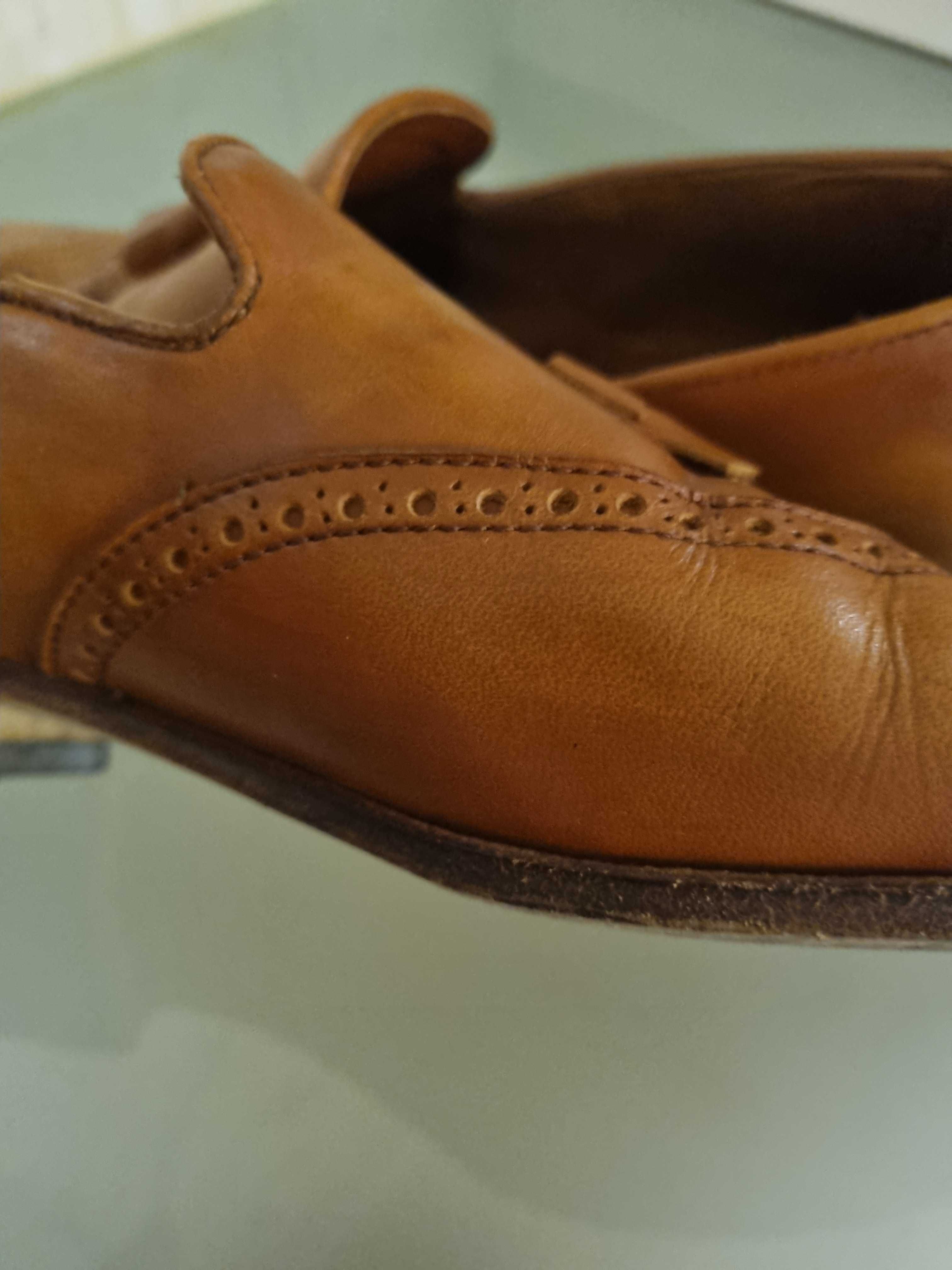 Sapatos em pele (Fabrico Portugal)