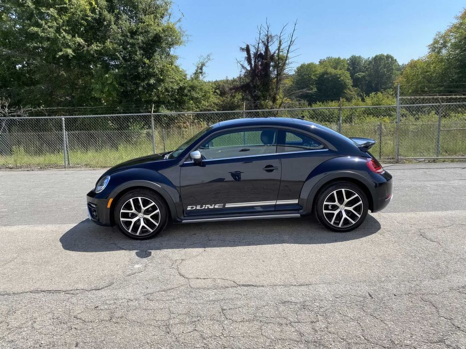 Volkswagen Beetle      2018