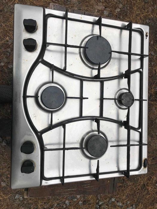 Варочная  газовая поверхность Ariston Hotpoint