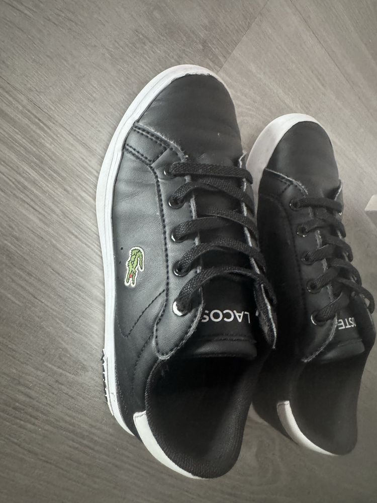 Tenis semi novos