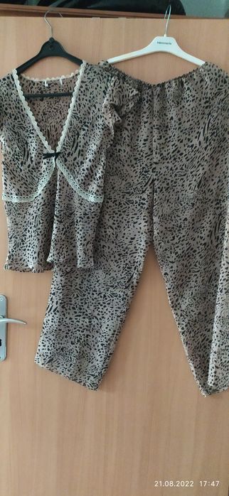 Komplet w panterkę