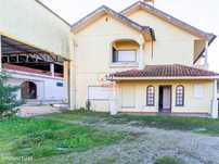 Moradia T4 - Caranguejeira