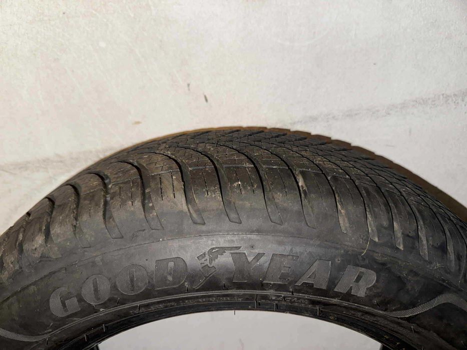 2 szt Opony Goodyear Vector 4Seasons Gen-3 185/60R15