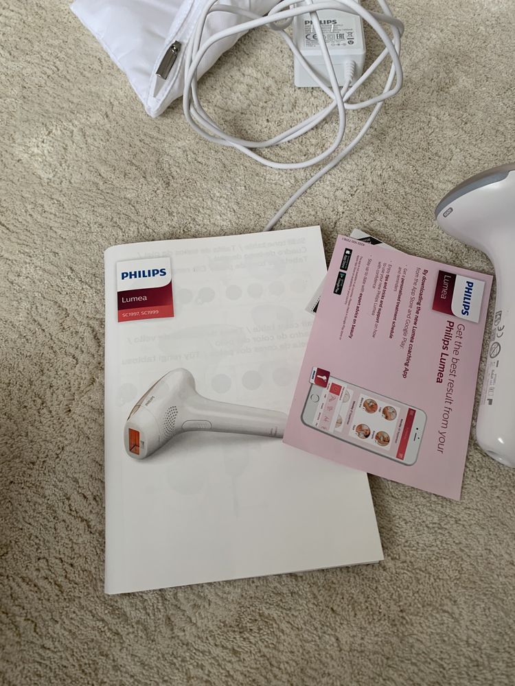 Depilator laserowy Philips Lumea.