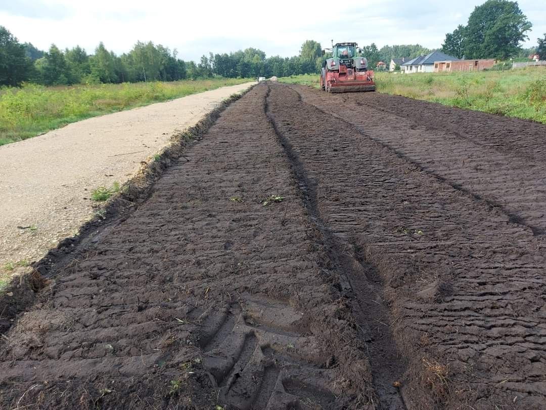 Wycinka drzew  Mulczer Leśny Mulczer Wgłębny Frezowanie pni y