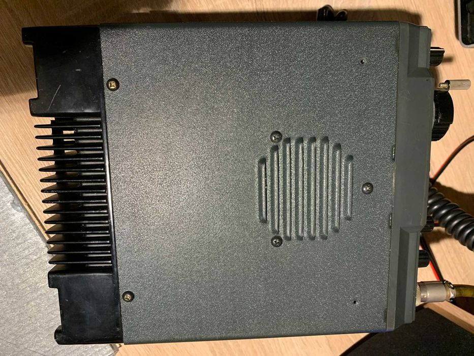 Radiotelefon   ICOM IC-255E  wykrywacz
