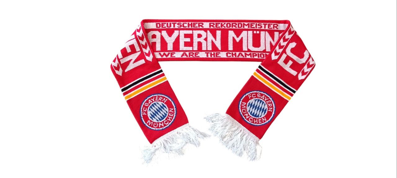 Szalik piłkarski sportowy Bayern Monachium używany dla kibica