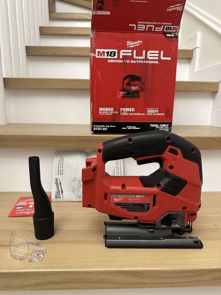 Безщітковий лобзик Milwaukee 2737-20 серії M18 FUEL