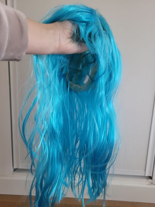 Peruca Comprida Azul Turquesa (NOVO)