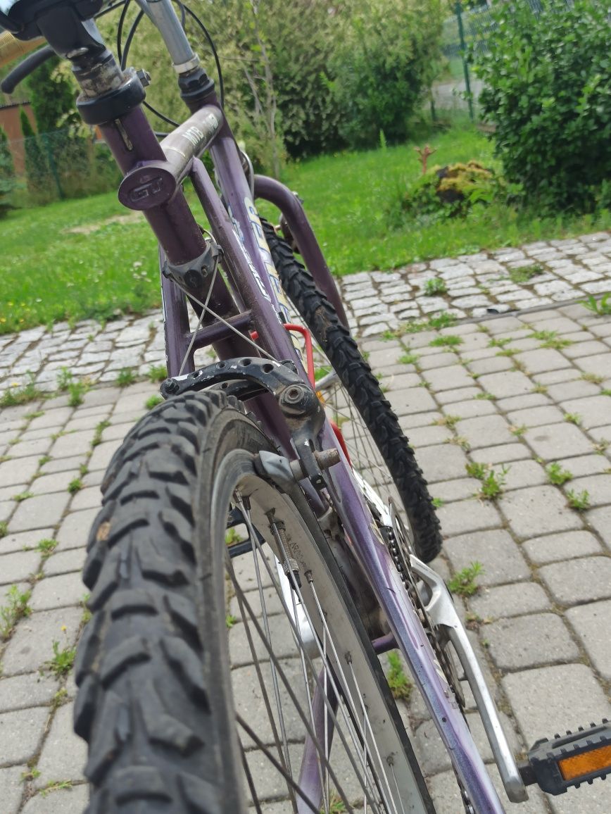 Rower górski MTB, terenowy, fioletowy.
