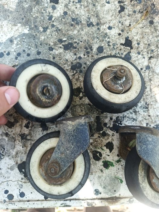 Колеса на тачку 4 шт